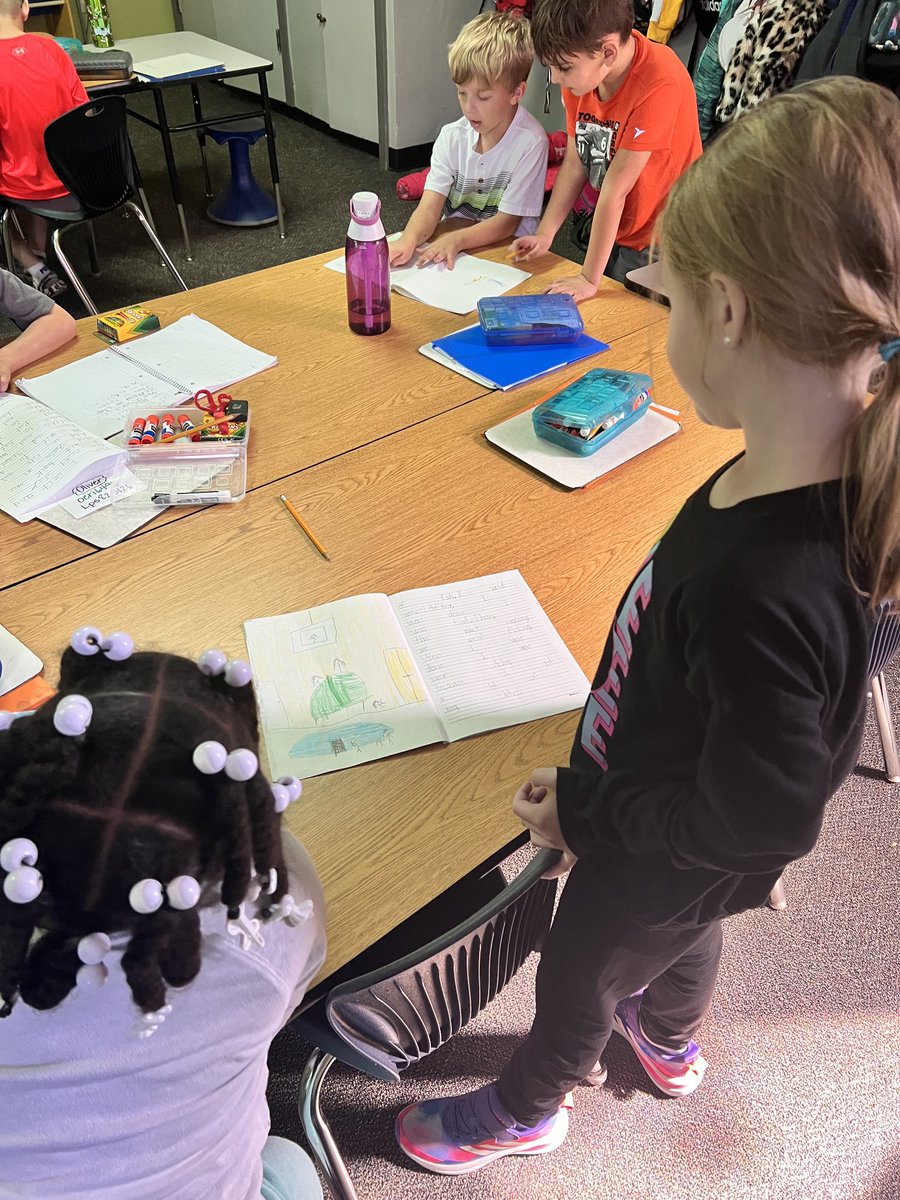 MrsCraft_RV's tweet photo. These authors have been working hard, so we are ending our week with a personal narrative writing celebration!🙌🏼 ⁦@RVRoadrunner⁩ https://t.co/H0W5AOPmPL