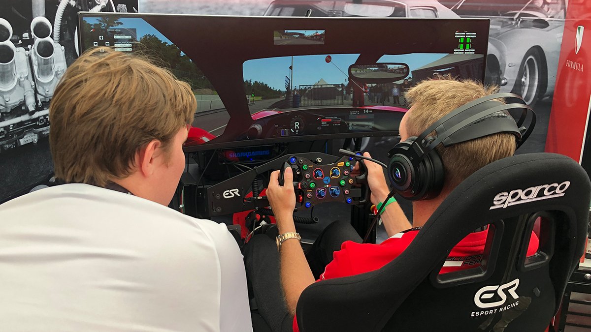 ESResports's tweet photo. Står jeres virksomhed og mangler et unikt aktiveringselement til jeres event? 

Så er vi noget for jer! 

Vores simulatorudlejning skaber dynamik og interaktion. 

Læs mere på: https://t.co/Fn7cONGvDL 

Eller kontakt Thor Qualmann på;
thor@esport-racing.dk 
+45 23 95 64 88 https://t.co/0SDYBVT9hG