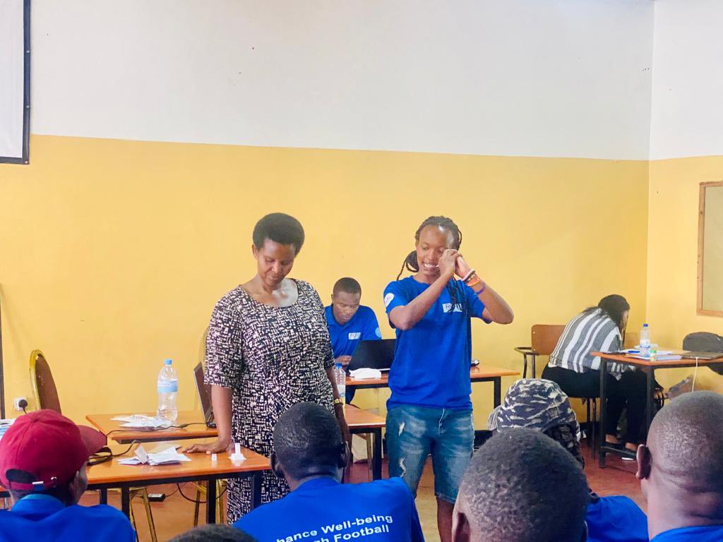 UmuriFoundation's tweet photo. #HIV self-testing practice as sport coaches and physical educators of @KireheDistrict are receiving training on using sports to fight Sexually Transmitted Diseases among young people. @unicefrw #Sports4Protection #Sports4Development https://t.co/syov8XujP4
