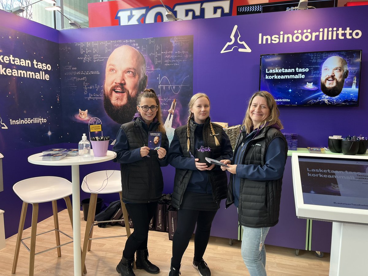 jussisalonranta's tweet photo. Hallilla tunnelmaa aistimassa sekä tutustumassa paikkoihin huomista ja ylihuomisesta varten.

@insinooriliitto sponsoroi Suomen suurinta ratsastustapahtumaa.

Helsinki International Horse Show järjestetään 19.-23.10. Helsingin Jäähallissa🐎

 #LasketaanTasoKorkeammalle #HIHS2022 https://t.co/20MDmIhOi9