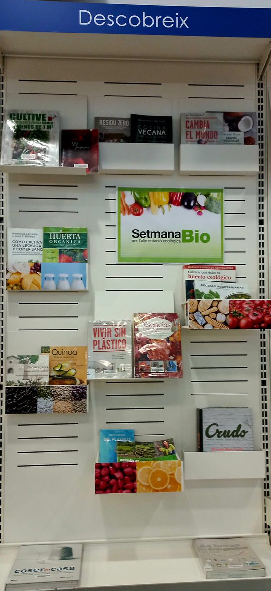 bibliotgn's tweet photo. @TGNcultura @bibliotequescat @bibliotequestgn @llibreriaadsera @tarragonaradio @Lopezydavid @alianza_ed En la #SetmanaBio2022 per l’alimentació ecològica, hem preparat una selecció de #BiblioRecomanacions de la temàtica Bio més variada; des de l’alimentació🍎, a l’elaboració de sabons, de perfums, de productes de cosmètica i, fins i tot, de joguines🧩.
Veniu i sentiu-vos Bio❗️ https://t.co/HNUgGoBH1D