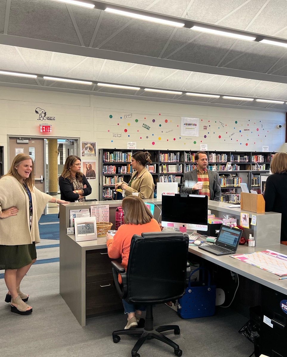 pizitzlibrary's tweet photo. Our annual Cider &amp; Sausage gathering:  It’s always fun to have our friends visit the library ! @pizitzmiddle https://t.co/R3L58ie7aI