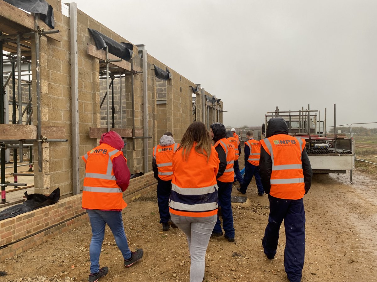 Year 10's got to visit in proper English weather unfortunately...still a great visit though. Thank you Norfolk Pro Build <a href="/AHSConstructio1/">AHS_Construction</a> @AHS_Nurture <a href="/aylshamhigh/">Aylsham High</a> 

norfolkprobuild.co.uk
instagram.com/norfolk_pro_bu…