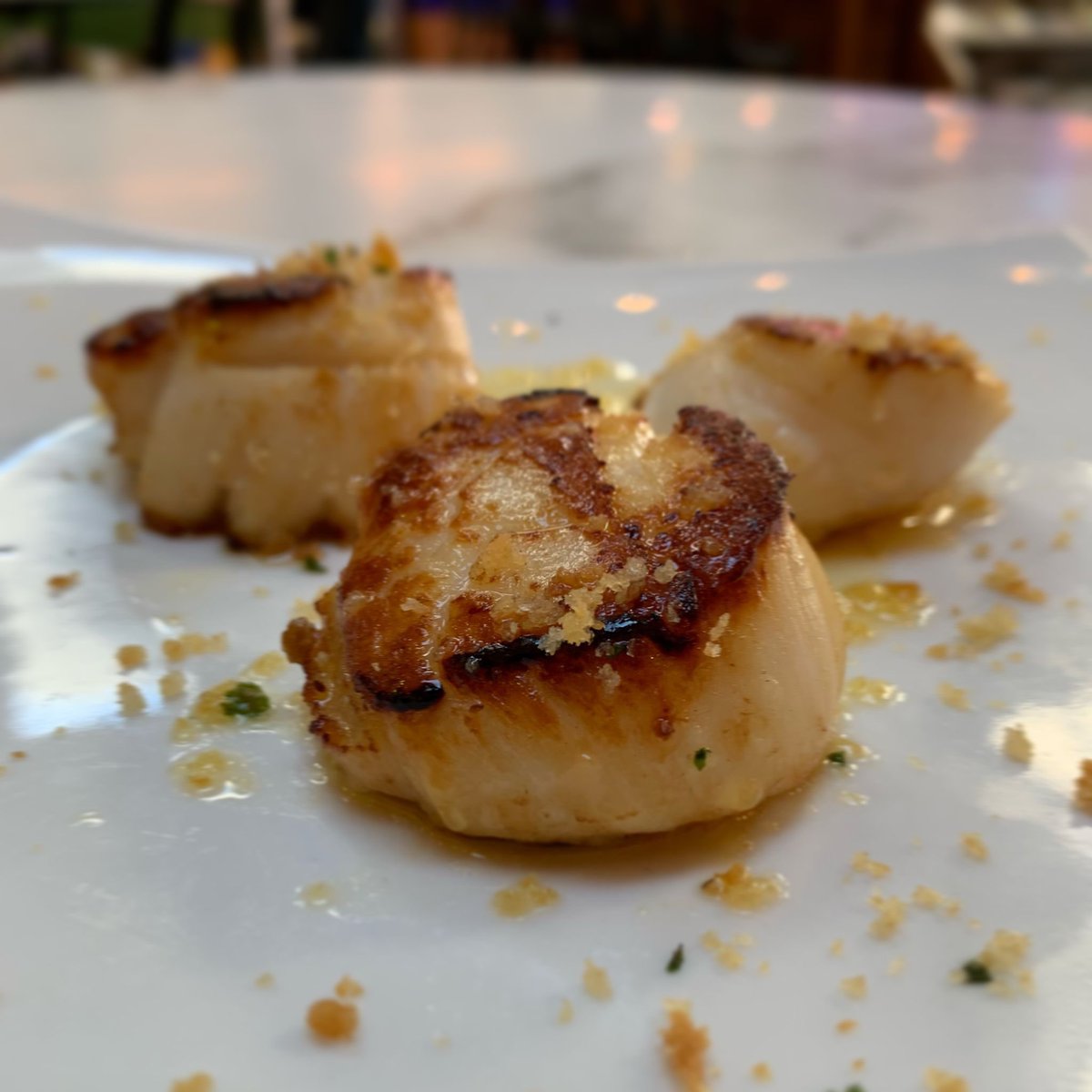 BeshoffsofHowth's tweet image. Scallops - Need we way more?! 😋 booking up this weekend here at Beshoffs Seagrill - To avoid disappoint book ahead. Give us a call on 018397555 or book through the link in our bio. Looking forward to seeing everyone ahead of this busy weekend 😉🦞🐠
