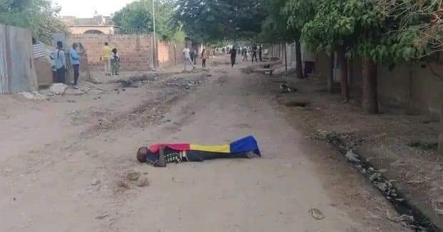 bruno_haden's tweet photo. #ForumAchpr73: Plusieurs morts et blessés sont signalés. @FIACAT_org @ccfd_tsolidaire @ISHRglobal
@omctorg @achpr_cadhp @AcdhrsOrg  @acattogo
@lenobe @cvoule @Adelaide_ISHR @StephanieWamba
@XPrugnard https://t.co/9f9ML7f6F8