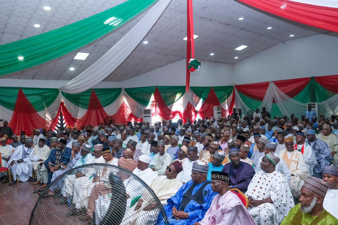 AAMINUITAS's tweet photo. Today, I inaugurated the PDP campaign council in Bauchi State in the presence of stakeholders and leaders of our great party. I also called on all candidates to collaborate with voters at all levels to ensure the victory for the party in the forthcoming coming elections
#greaterB https://t.co/ZXiYNcK7de
