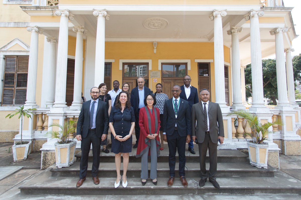 wfp_mozambique's tweet photo. Last week, @WFP #Mozambique accompanied special representative @HeadUNDRR to visit #MetServices🇲🇿
#INAM's Director underlined the importance of investing on #ClimateServices as #EssentialServices to ensure that there is efficient and timely #EarlyWarning to enable #EarlyAction. https://t.co/8oLUPvTXJr