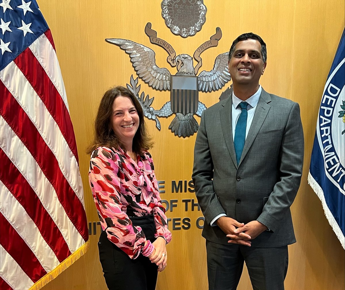 Pleased to welcome to #InternationalGeneva Dr. Gopal, Director of the National Cancer Institute (NCI) Center for Global Health. We discussed global engagement in cancer research, including support for @POTUS’ reignited #CancerMoonshot with its goal to #EndCancerAsWeKnowIt.