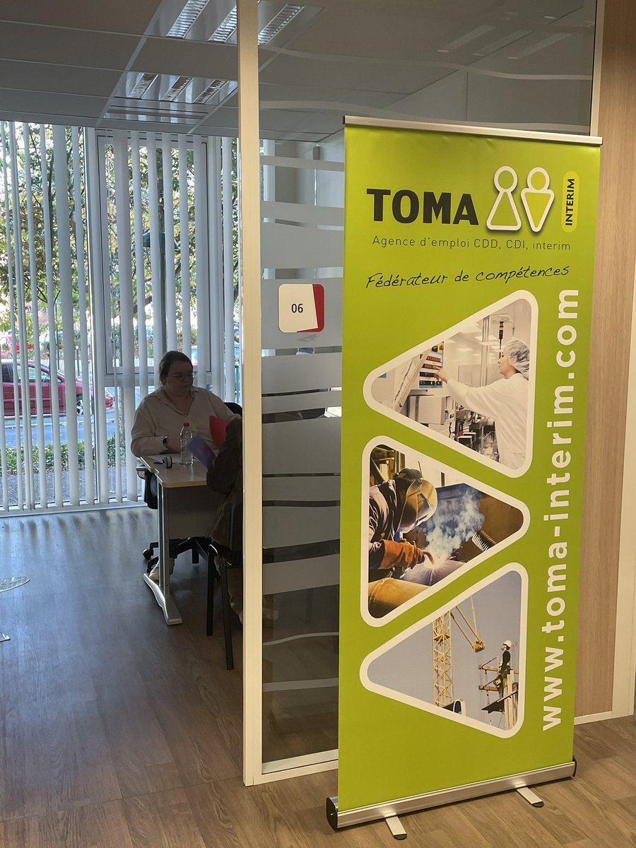 Rémy JOURDAIN (@remyjourdain) on Twitter photo #TousMobilisés avec le #poleemploilensgare et les #ett du secteur pour que les demandeurs saisissent les #opportunités! 👏 aux équipes pour la mobilisation! <a href="/VLecreux/">Virginie Lecreux</a> <a href="/ChloeJumelle/">chloé jumelle</a> <a href="/MouniraDiouani/">Mounira Diouani</a> #avecpoleemploi #TousMobilisés avec le #poleemploilensgare et les #ett du secteur pour que les demandeurs saisissent les #opportunités! 👏 aux équipes pour la mobilisation! <a href="/VLecreux/">Virginie Lecreux</a> <a href="/ChloeJumelle/">chloé jumelle</a> <a href="/MouniraDiouani/">Mounira Diouani</a> #avecpoleemploi