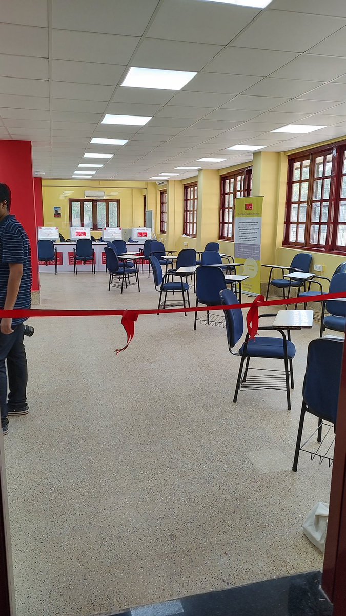 ashjfern's tweet photo. What a pleasure to attend the @EMLYON Makers Lab launch at @sxcbom! Proud to be associated with such a prestigious name in Mumbai. Thank you @SereCharlet for the support!  @IsabelleHuault @NPEJOUT @Dikshya82 @ifiofficiel @IFCCI1  #earlymakers #trailblazers #HigherEd #Indofrench https://t.co/tzS0qEZ5IS