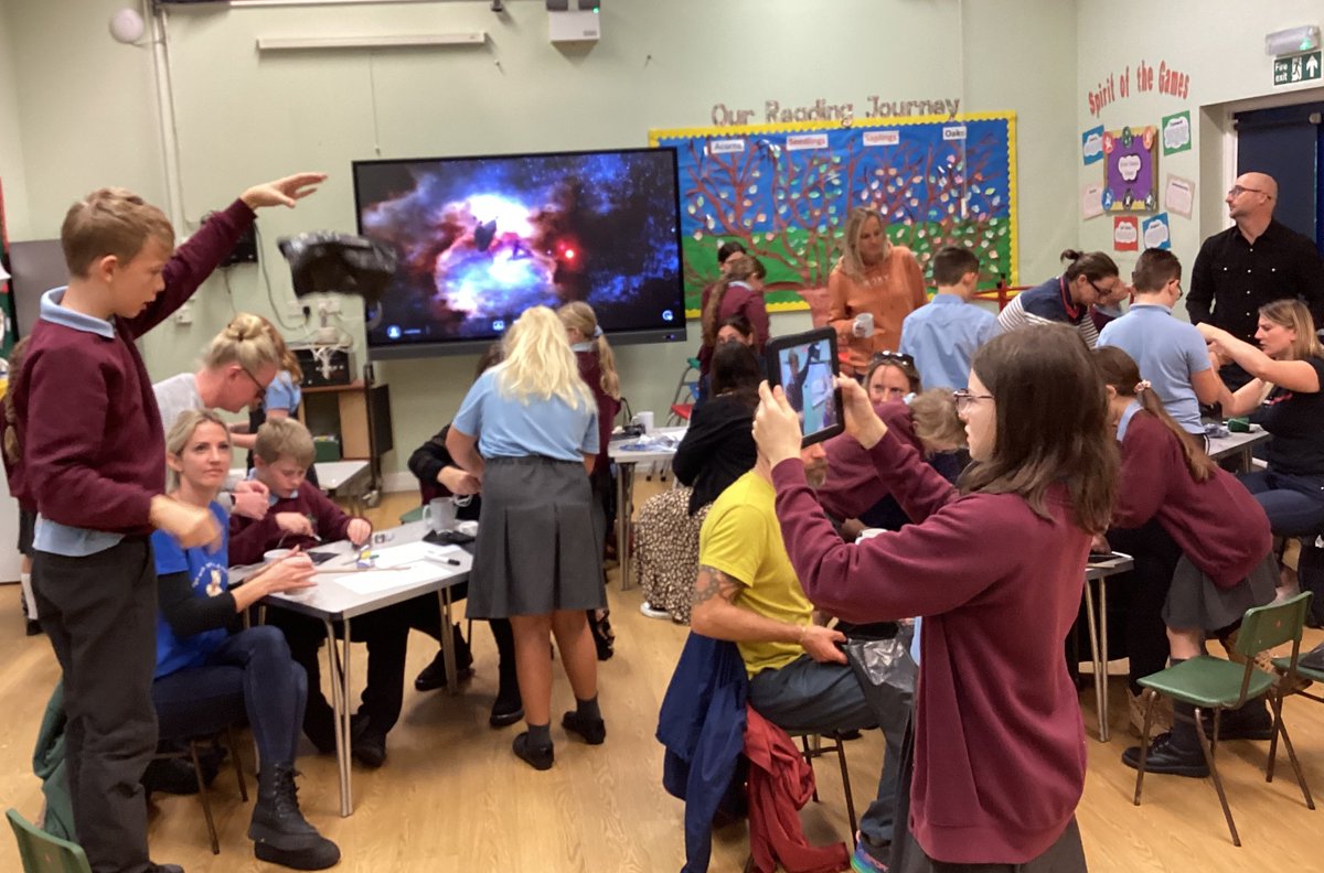 AlburghCE's tweet photo. Today was #oaksclass learning cafe where they re-created their science inventions to look at air and water resistance with their parents. Thanks to all that came! #science #getparentsinvolved #keystagetwo @DimensionsCC https://t.co/EmE0N3Lcyt