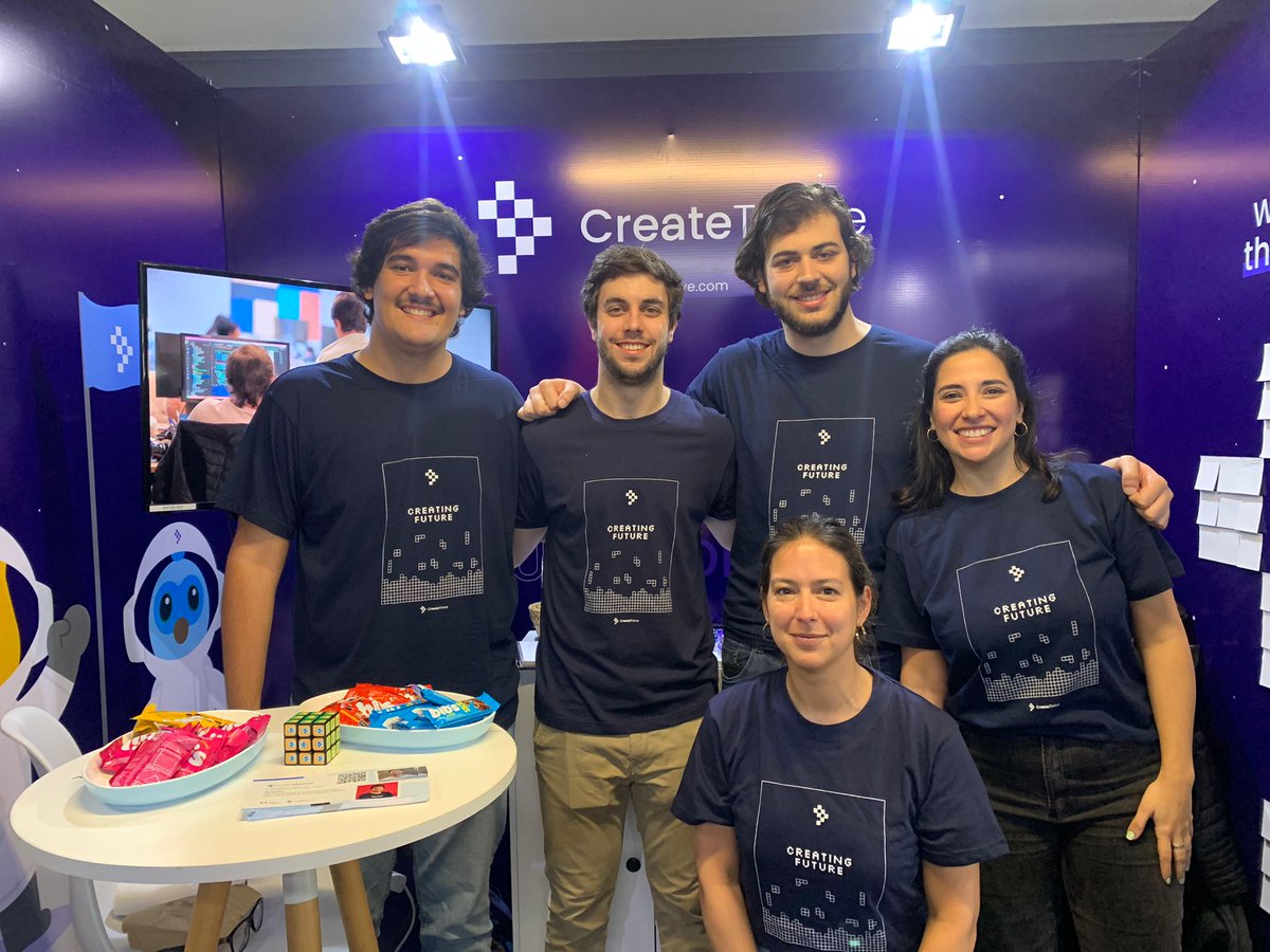 createthrivedev's tweet photo. We are at the @UniversidadORT job fair!
Come find us at stand Nº43 for job openings, information about technologies such as Flutter and Firebase, games, and more surprises!
We want to meet you! ���
📍Cuareim 1451
#UniversidadORT #Feriadeempleo #thrivingexperience #CreateThrive https://t.co/3xHzQmrH5R
