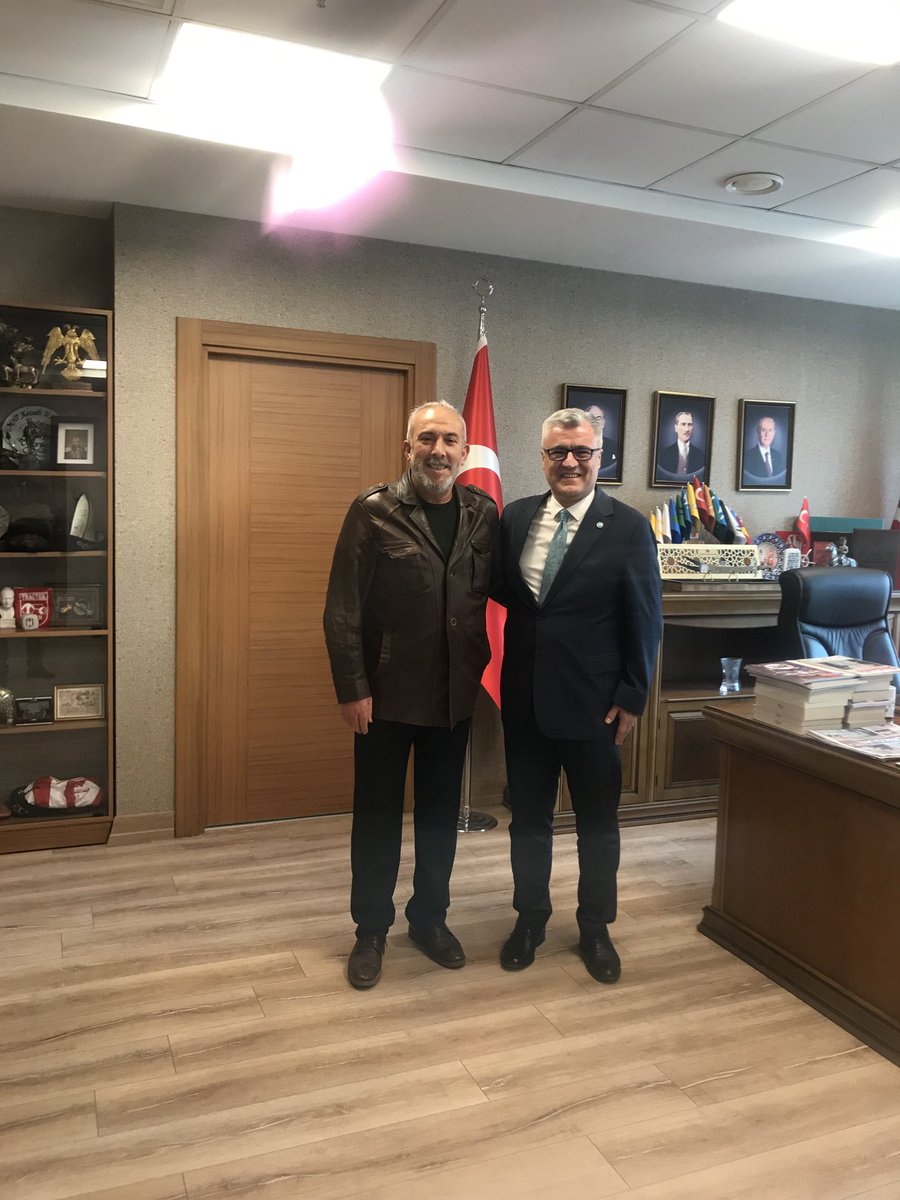 Milliyetçi Hareket Partisi Genel Sekreter Yardımcısı Bahadır Bumin Özarslan hocama samimi, muhabbetlerinden dolayı teşekkür ediyorum.