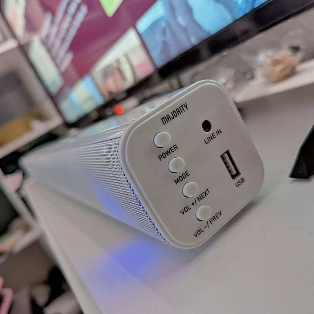 MajorityAudio's tweet photo. Staying in? Stream your top tunes straight from your USB stick and make the most of the Equaliser settings (Movies, Music & Dialogue) with the #MajorityK2 2.1 #BluetoothSoundbar and #WirelssSubwoofer.
Image: Smart Tek
Find out more: https://t.co/NN63xrMbqX
#majorityaudio https://t.co/gBC5RVKgrR