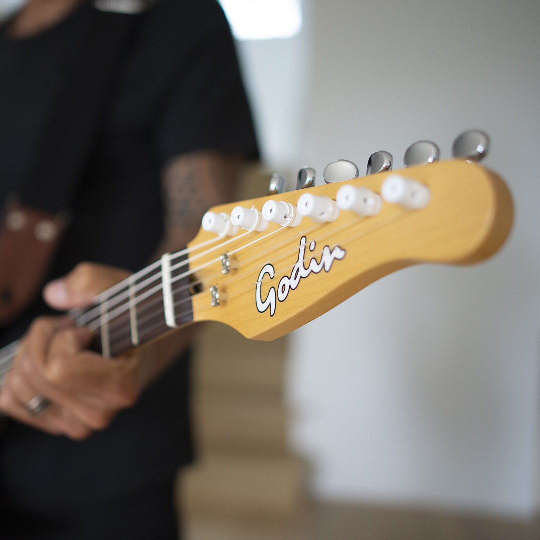 godin_guitars's tweet photo. Introducing the G-Tour Nylon Matte Black EQ, a new nylon string guitar with a rich amplified sound!
#GodinGuitars #CanadianMade #ReThinkYourTone #ASeries
Voici la G-Tour Nylon Matte Black EQ, une nouvelle guitare à cordes nylon avec un son amplifié riche !
https://t.co/MRjpZZhr4Z https://t.co/tMvPbgr5y7
