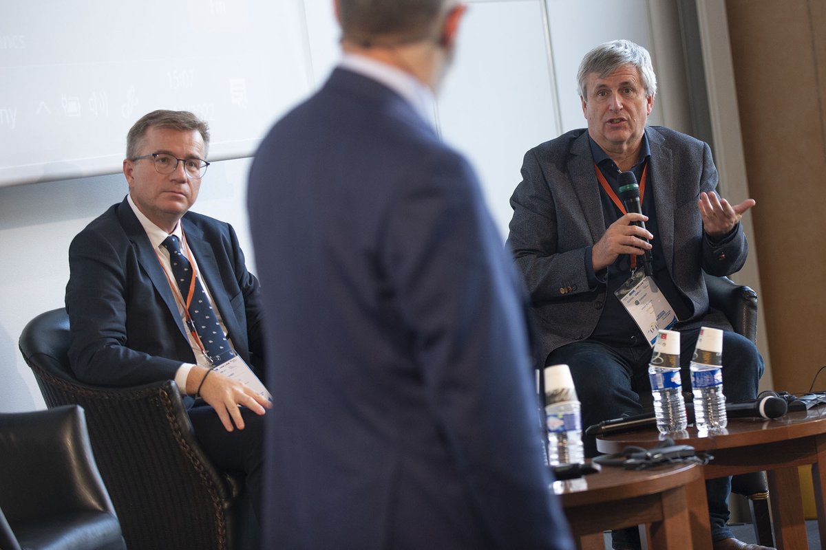 EUROSHNET's tweet photo. A round of questions to the speakers of session 3 “Possible impacts of AI on humans at work” of the 7th @EUROSHNET conference #ESN2022 #ESN22 https://t.co/OU3VkSGGSi