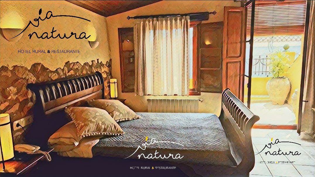 Retuitea este mensaje sigue nuestra página y entre los acertantes del resultado del @cdcastellon en el partido contra el Amorebieta sortearemos una noche de HOTEL!!!!
El empate o perder el Castellón no es un resultado valido para el sorteo.