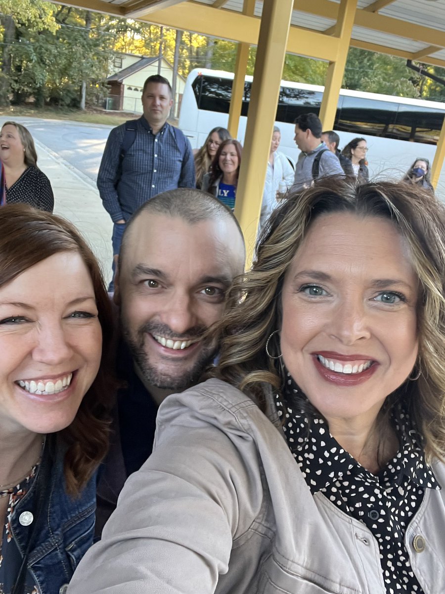 GeriGillespy's tweet photo. Letโs get this party started ๐ Canโt wait to spend the day learning with all the MIE Expert Fellowsโผ๏ธ #LearningExchange22
#MIEExpert #ShowMeEDU #edtech #education https://t.co/U1MX1GHYwT