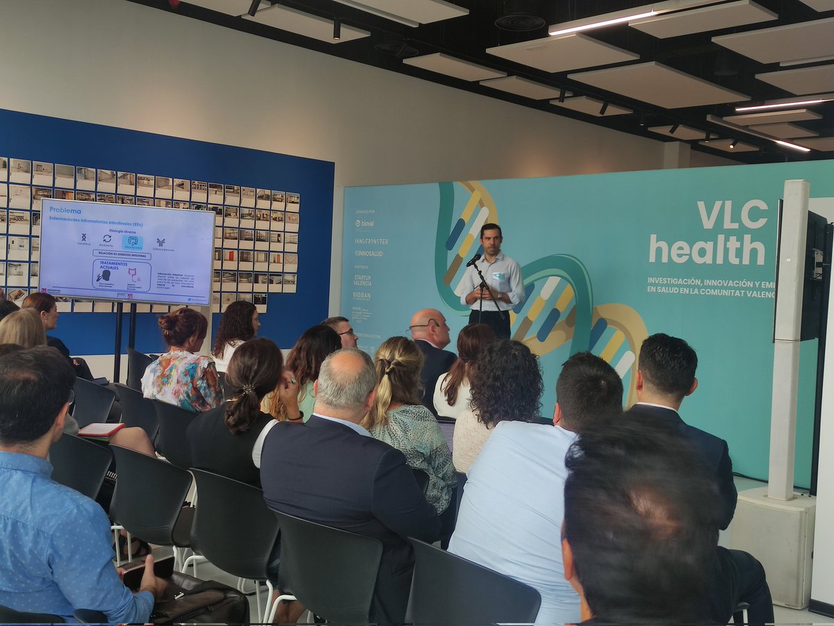 PFisabio's tweet photo. Hoy estamos en ##VLCHealth&amp;I, vemos a nuestro investigador #LuisSanchezGuillen presentado su proyecto BIOTATOOL https://t.co/XDPlO17KUf