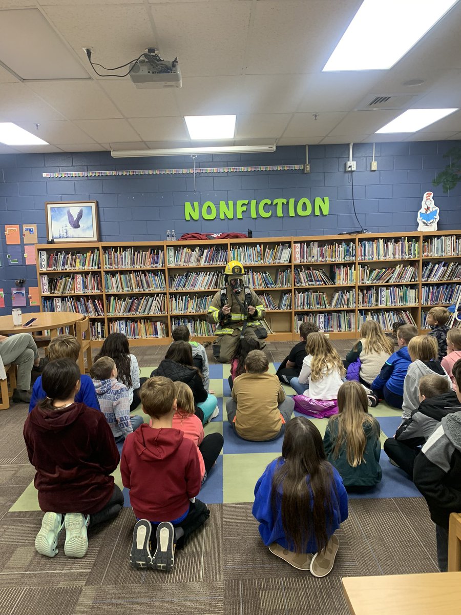 HeritageFRC's tweet photo. Our 1st Fire Safety Day since 2019! Thank you to the volunteer firefighters, Mr. Darst and Mr. Snelling, who taught us about fire safety today! #IL3 👨‍🚒 https://t.co/ZDiwhl328m