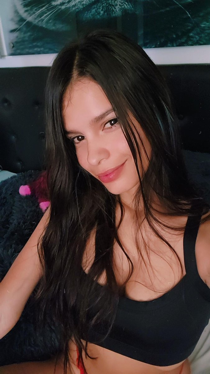 ℭ A T Y ℬ . tweet media