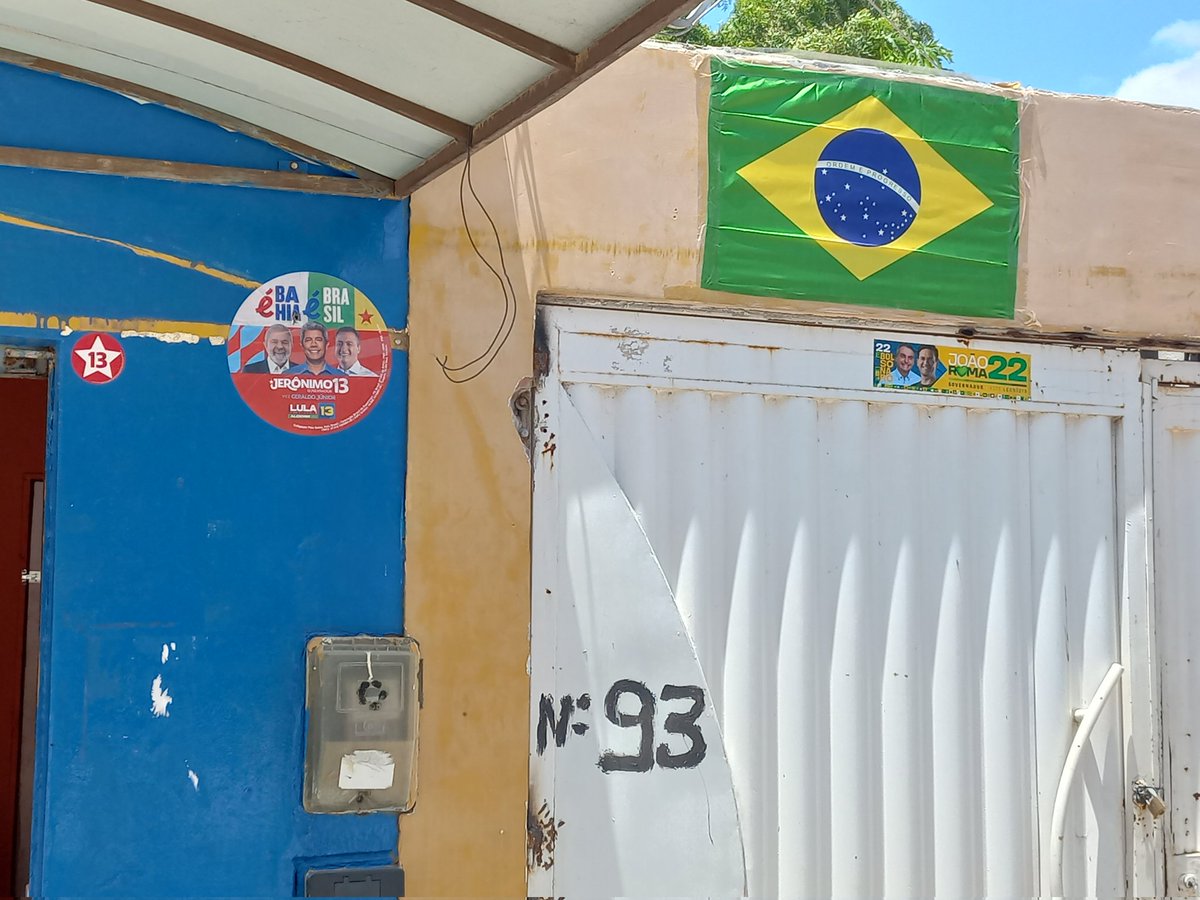 gabi_libre_'s tweet image. Retrato do Brasil atual 🥲
#polarizacao 
#politica
#Brasil