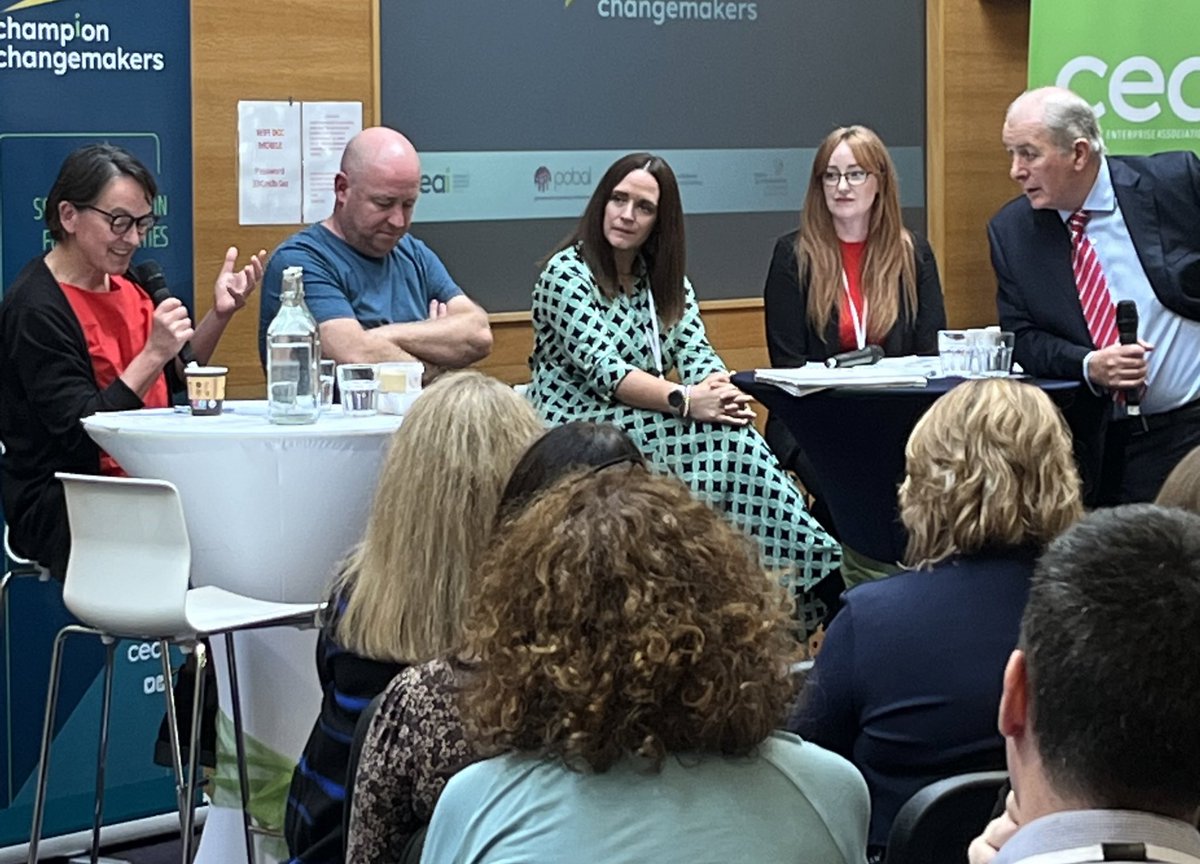 How do you define “spectacular success” ? <a href="/SarahDProsser/">Sarah Prosser🌊RIVER</a> asking the question with <a href="/GavinDuffy/">Gavin Duffy</a> #ChampionChangemakers
#CEAI #arise