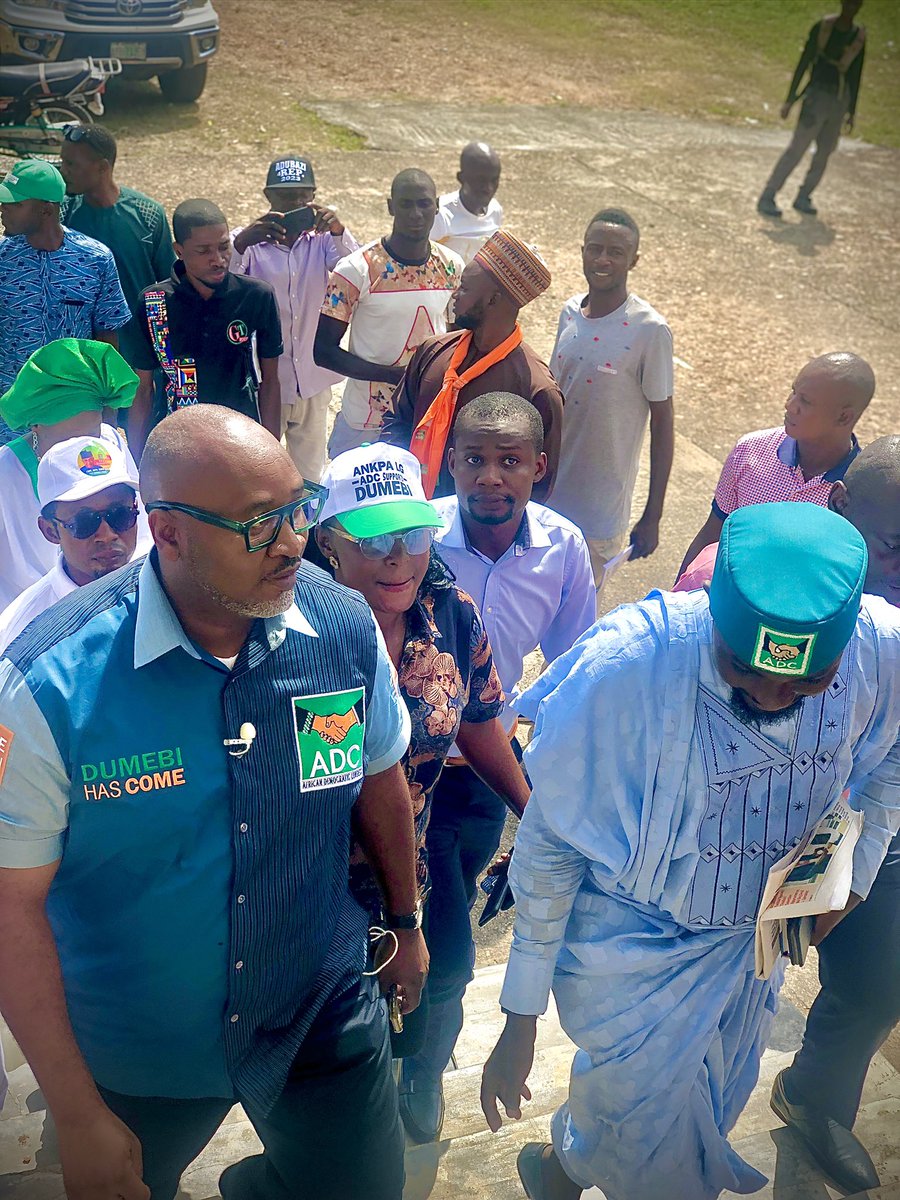 Rescuemission25's tweet photo. RESCUE MISSION TOUCH DOWN IN KOGI STATE - Arise and Shine Nigeria 🇳🇬💯🤝 https://t.co/utVI5W0OY6