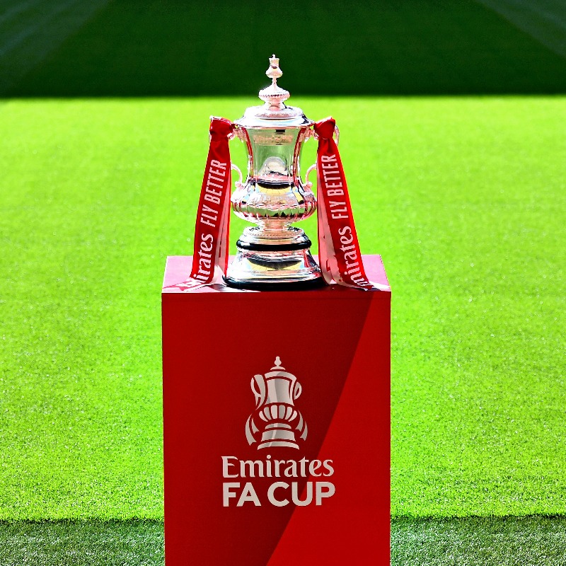 HerefordFC's tweet photo. 🚨 𝙃𝙚𝙧𝙚𝙛𝙤𝙧𝙙 𝙑𝙨. 𝙋𝙤𝙧𝙩𝙨𝙢𝙤𝙪𝙩𝙝 🚨

We are delighted to announce that our @EmiratesFACup first-round tie will be broadcast LIVE on BBC 2 on Friday the 4th of November! 🎥

Click below for more 👇
#COYW | #StrengthInNumbers