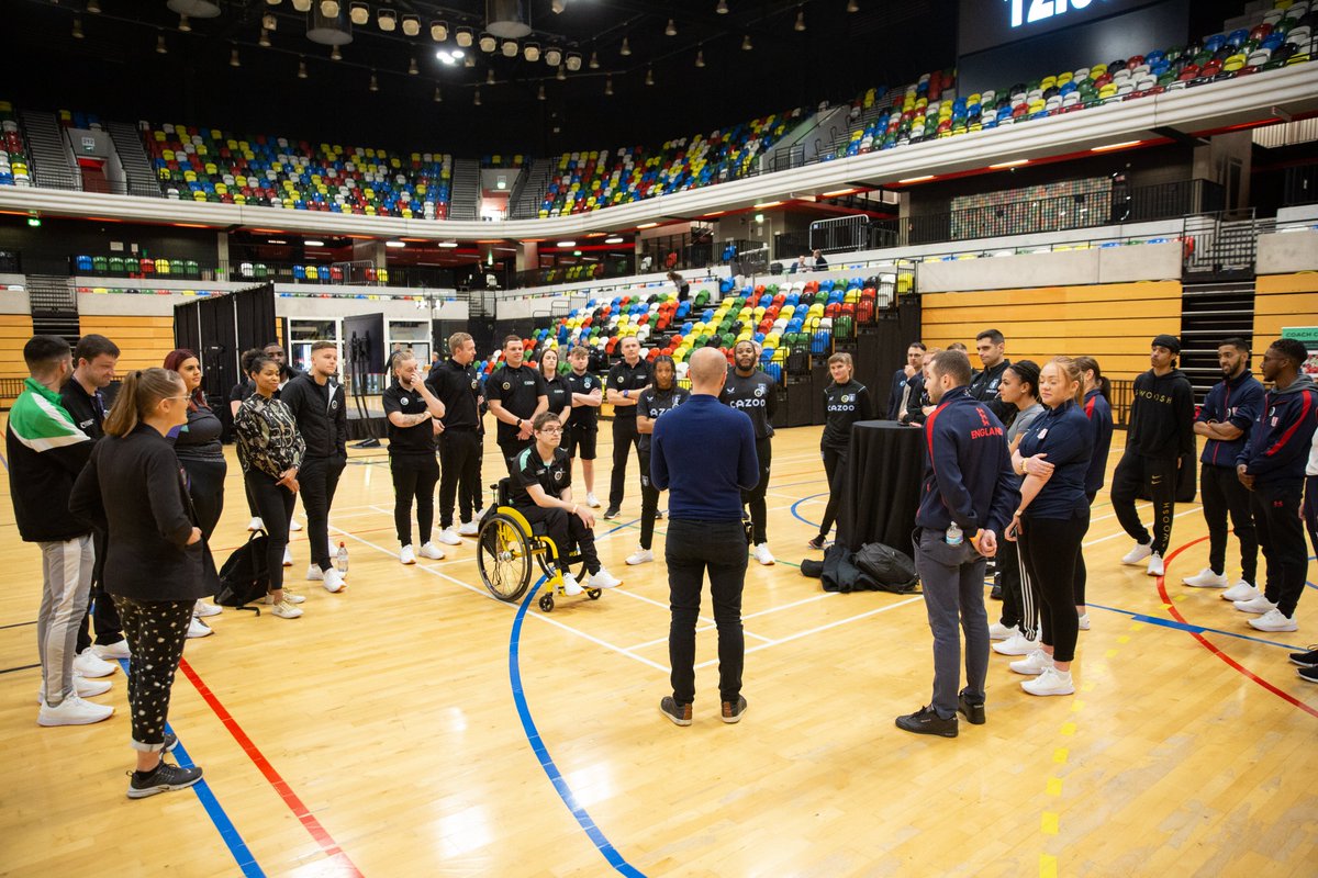 pault1984's tweet photo. One week on from #CoachCore10 & I'm still absolutely buzzing
I couldn't be prouder of the @WeAreCoachCore apprentices in attendance. The way they interacted with our 250 guests including @KensingtonRoyal blew away all the lazy stereotypes about young people!
#FuturesLeaders 💚 https://t.co/gsYuLBQ4Wx