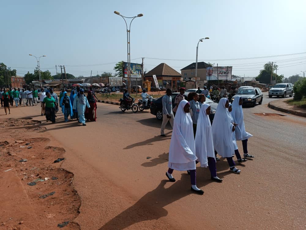 Breakthrough ACTION Nigeria and the Association for the Promotion of Food Safety and Improved Nutrition (APFSAN) collaborated with the State Committee for Food and Nutrition (SCFN) in Kebbi State to create awareness of the importance of #WorldFoodDay. 
#TakeACTION