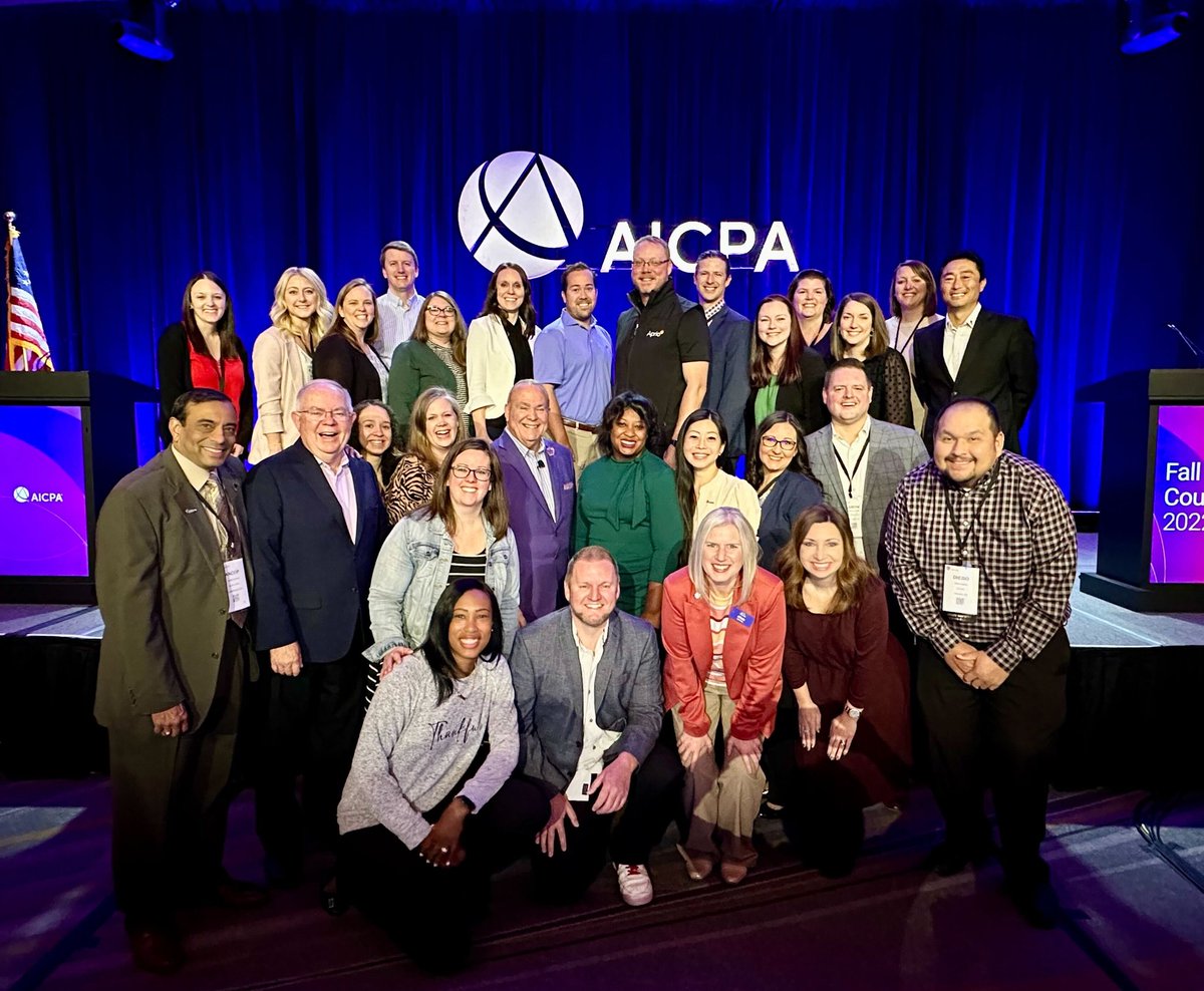 #AICPAGC22
#AICPA_LDR
25+ LABs, Leadership Academy Alumni at <a href="/AICPA/">American Institute of CPAs</a> Fall Council
