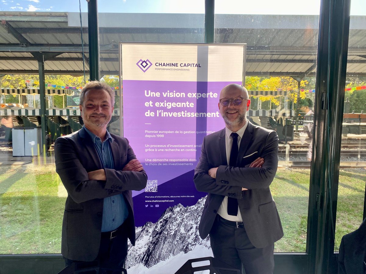 Vincent Colin et Stéphane Levy sont heureux de vous accueillir à la convention annuelle des #cgp et seront ravis d'échanger avec vous cet après-midi.
Merci à <a href="/laciedescgp/">La Compagnie des CGP</a> pour l'organisation de cette rencontre au jardin d'acclimatation.