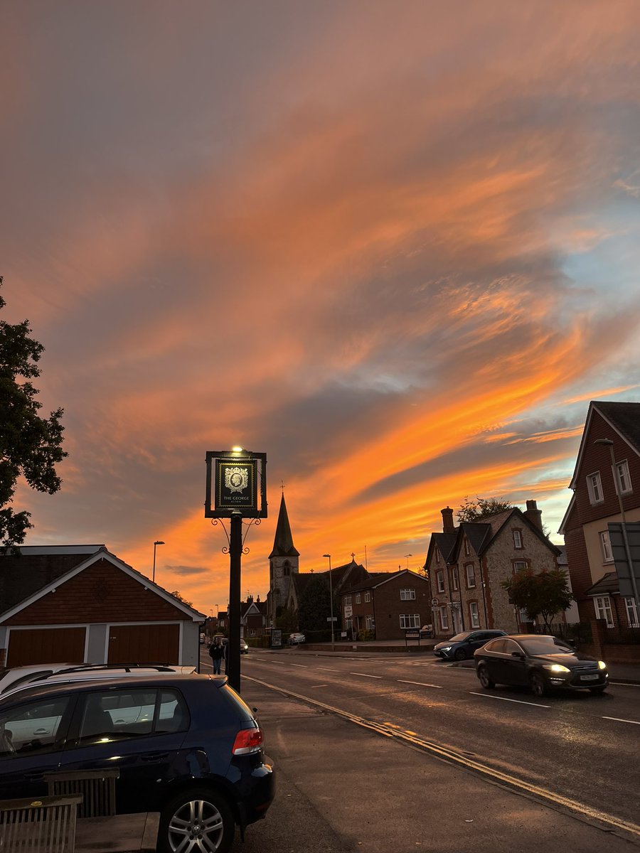 Hazel Neal (@hazeln_official) on Twitter photo 