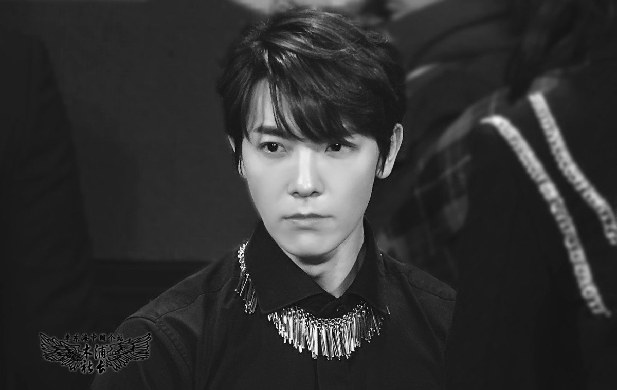 1986L_'s tweet photo. 이동해는 아직 어리다. 
#DONGHAE #SUPERJUNIOR https://t.co/M0QYUBhOZT