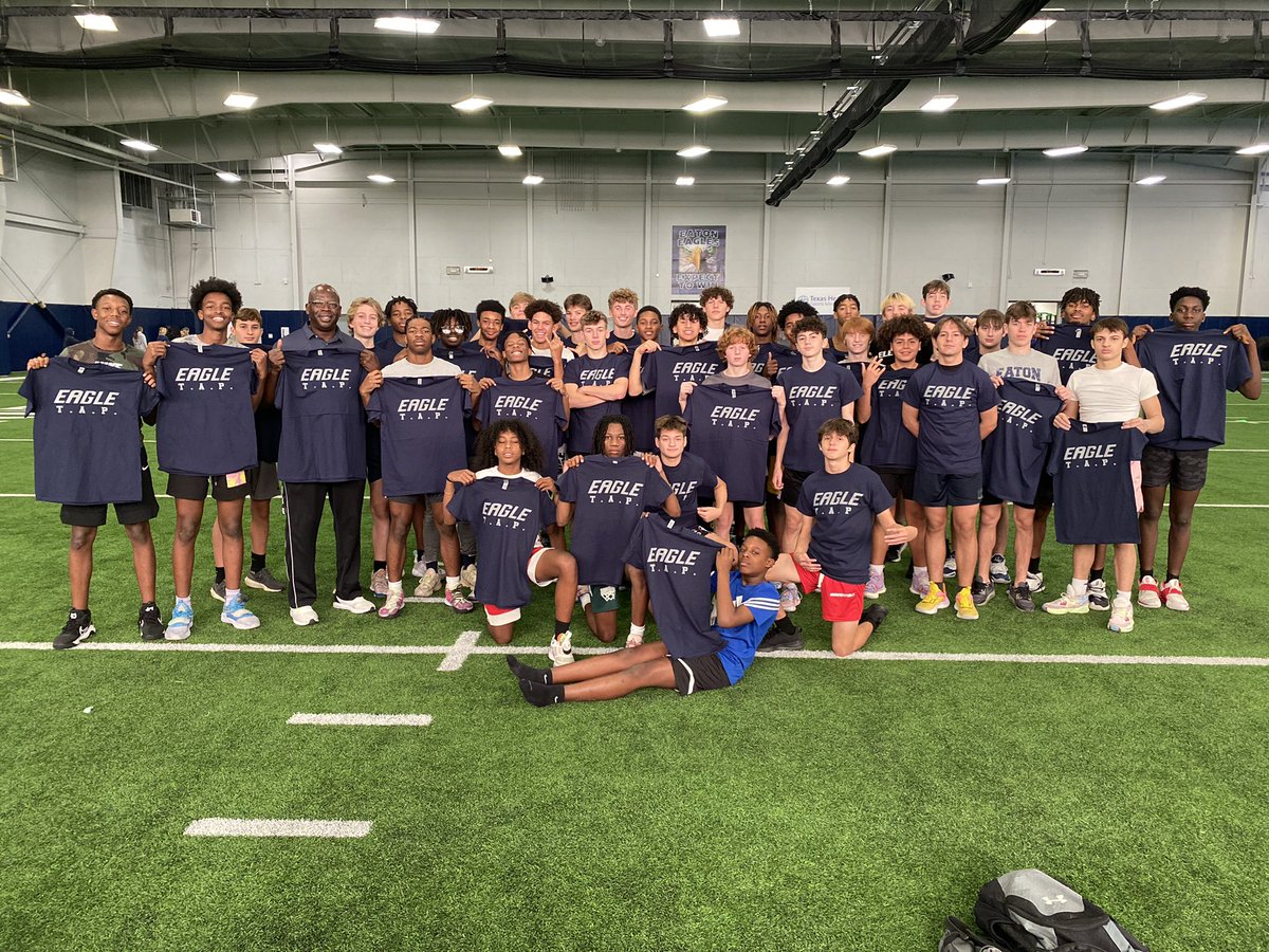 Impressive 6 weeks from <a href="/EatonEagleHoops/">Eaton Eagle Hoops</a> this Fall! These guys are competitors who are always there for each other. Can’t wait for official tip off next week! #TAP 

S/O to our <a href="/CareNow/">CareNow Urgent Care</a> 🌟 of the Year: Alex Dombrowski!
