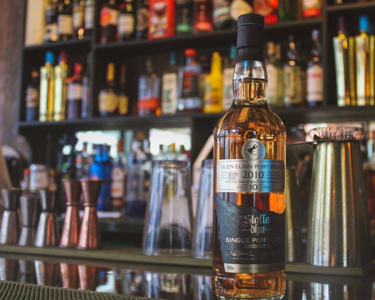 Stalla Dhu Glen Elgin Port Wood 🔹 bit.ly/3piPl3X

Silver Award winner from World Whiskies Awards. Single Cask limited to 268 bottles. Toasted nuts, nougat and delicate plum sweetness, mellow gooseberries notes. 

#stalladhu #singlemalt