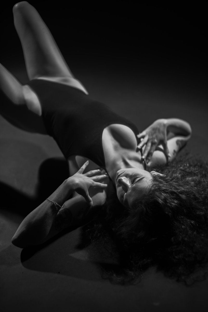 moodydarkroom's tweet image. 