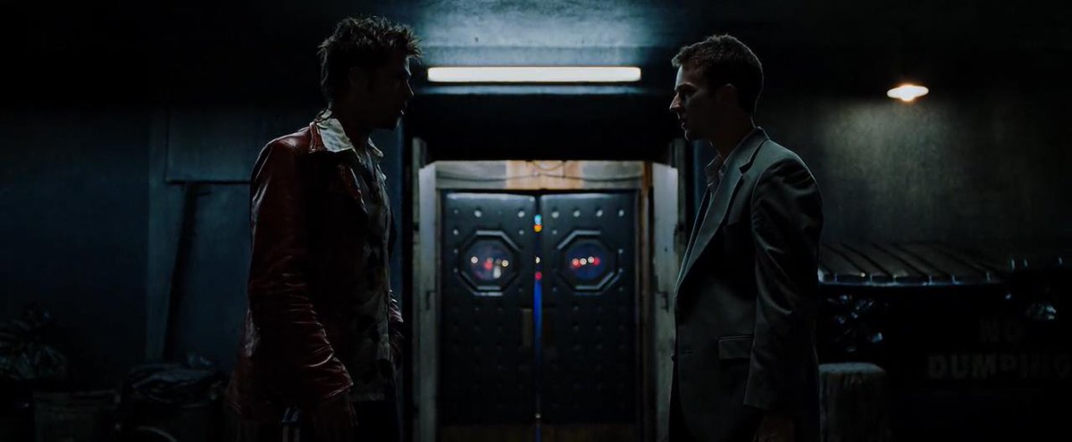 AkkisKIRA's tweet image. #fightclub is one of the greatest films I've ever seen in my entire life. This movie really sets a new standard for film. The script writing, screenplay &amp;amp; visuals so so brilliant. 
Edward Norton &amp;amp; brad Pitt did a phenomenal job .fantastic camera work &amp;amp; great cinematography 🙌🏻.