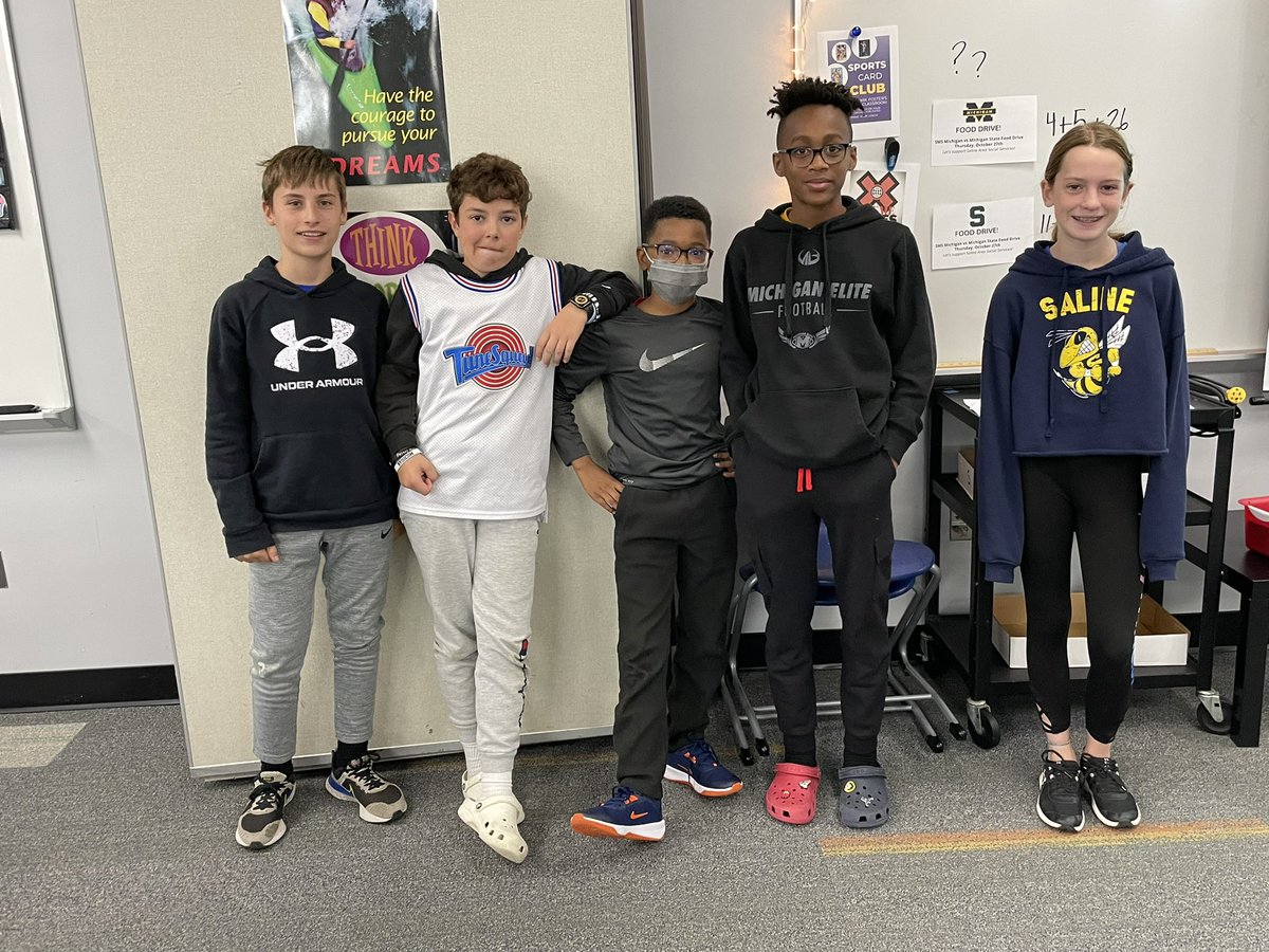 FosterBerger ‘22 super spellers ready for the SMS Spelling Bee! #WordWizards