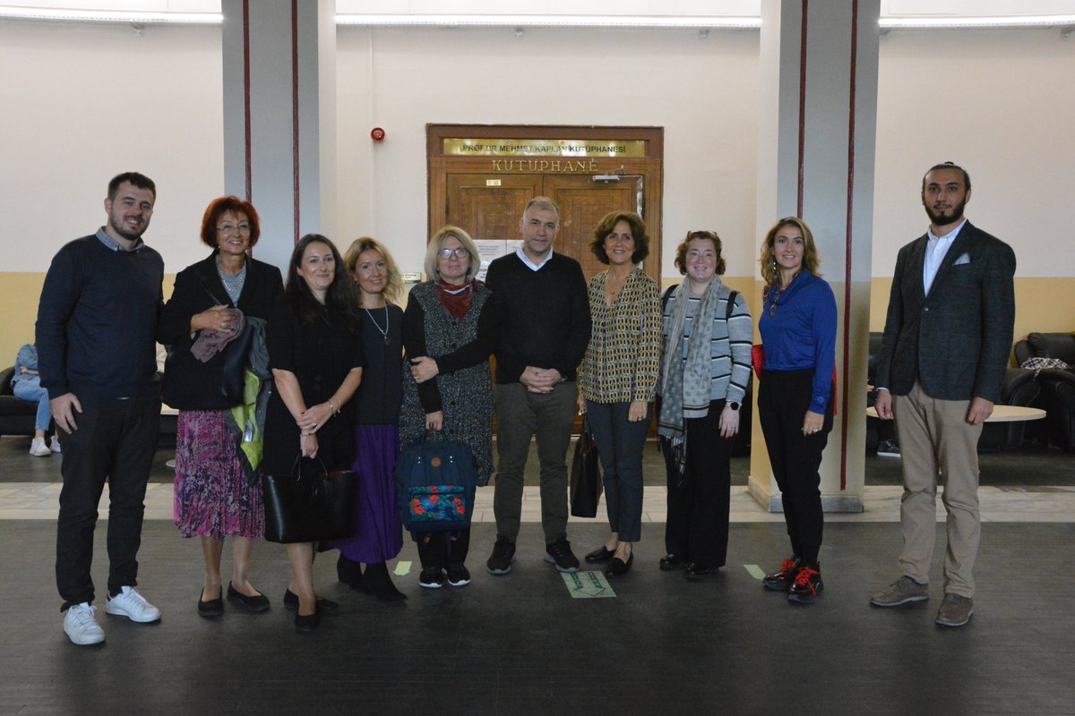 iuedebiyatf's tweet photo. The International Colloquium "Marcel Proust in Turkey" organized by our faculty @iufransizdili has ended. 

The Colloquium drew attention with discussions of Proust in different disciplines such as French and Turkish Literature, Music and Psychology. 

👉 https://t.co/kHWSOF5L0u https://t.co/EaNQ55xKO5