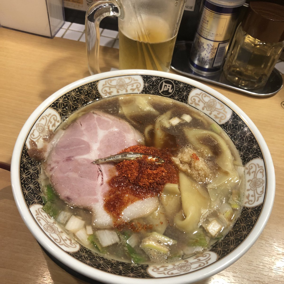 iWaaaaaaa_be's tweet photo. 酒が当たるツイートばっかリツイしてなんのアカウントなのかもはやわからないけど生きてる！なぎらっしゃい！🐟❤️ https://t.co/0o2XTYP5Di