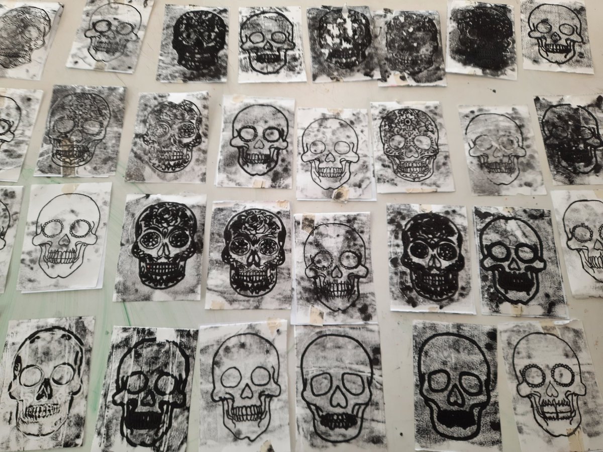 MissFTrace1's tweet photo. Year 9 explored the technique of monoprinting in response to skulls in the Day of the dead style. We discussed their success and areas to improve when using ink afterwards. Da iawn pawb! @1Penydre @PYD_ARTofficial @PenydreDRAMA https://t.co/mM0U8BjonG