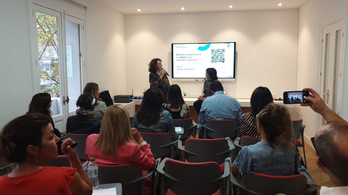 Poner el #coaching a disposición de las personas de la organización desde tres principios: voluntariedad, la confidencialidad absoluta y el compromiso.

Conocemos la experiencia con coaches internos de <a href="/bbva/">BBVA</a>, de la mano de Raquel Ballesteros, Head of Talent and Culture