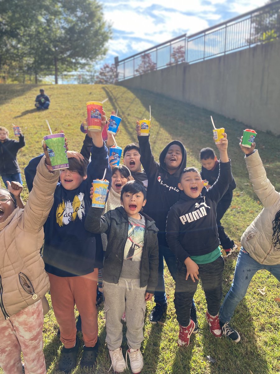 Ms. Collins (@jcollinsteaches) on Twitter photo Nothing like Kona Ice to support <a href="/MESartRocks/">Mableton Art</a> painting of a mural in our courtyard! #UltimateLearningExperience <a href="/MabletonES/">MabletonElementary</a> Nothing like Kona Ice to support <a href="/MESartRocks/">Mableton Art</a> painting of a mural in our courtyard! #UltimateLearningExperience <a href="/MabletonES/">MabletonElementary</a>