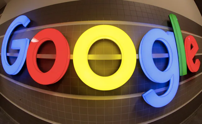 ndtv's tweet photo. 🔴 #BREAKING | Google Fined ₹ 1,337 Crore In India For Anti-Competitive Practices https://t.co/xCo63BIX7B https://t.co/ZNqzx2Ibux