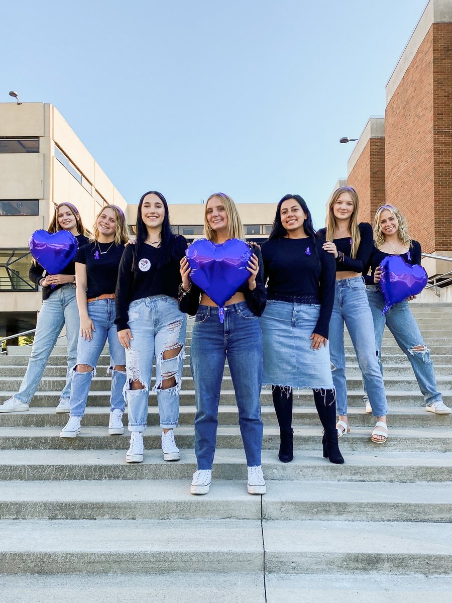 Alpha Chi Omega tweet media