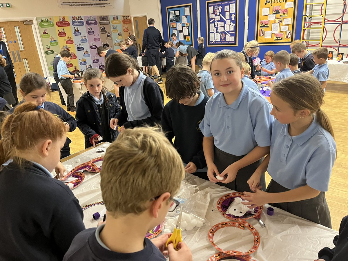 Mrs Johnson tweet media