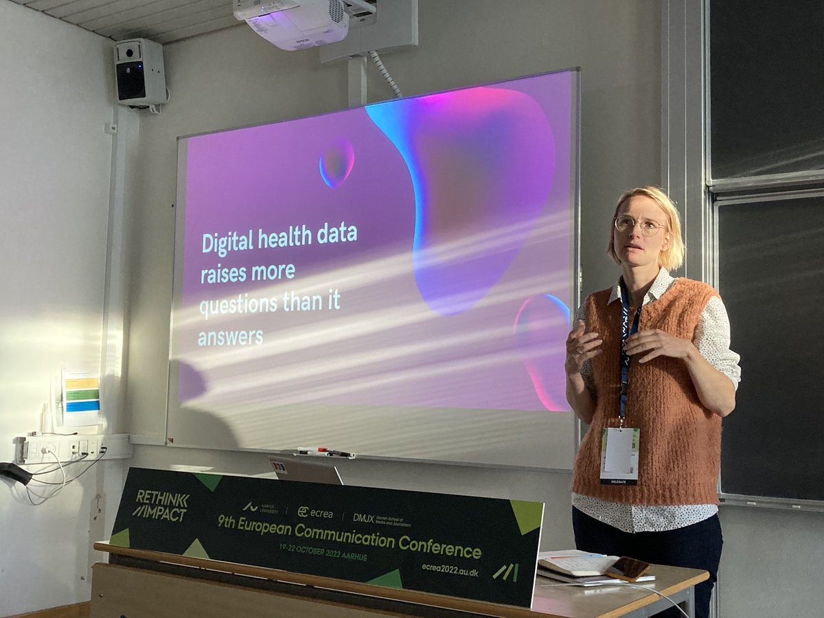 “Digital health data raises more questions than it answers”. This is concluded by <a href="/MarSMahnke/">Martina Skrubbeltrang Mahnke</a> in study on how patient’s cope  with digital health journals/eHealth platforms. Patients are often left alone in understanding complex medical info.
<a href="/HealthComEurope/">Health Communication Thematic Section ECREA</a> #ecrea22 <a href="/ECREA_eu/">ecrea_eu</a>