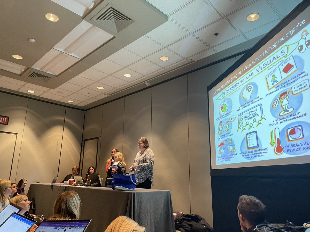 Elisabeth Mills tweet media